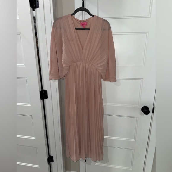 Light Pink Pleated V Neck Maternity Maxi Dress - Picture 2 of 5